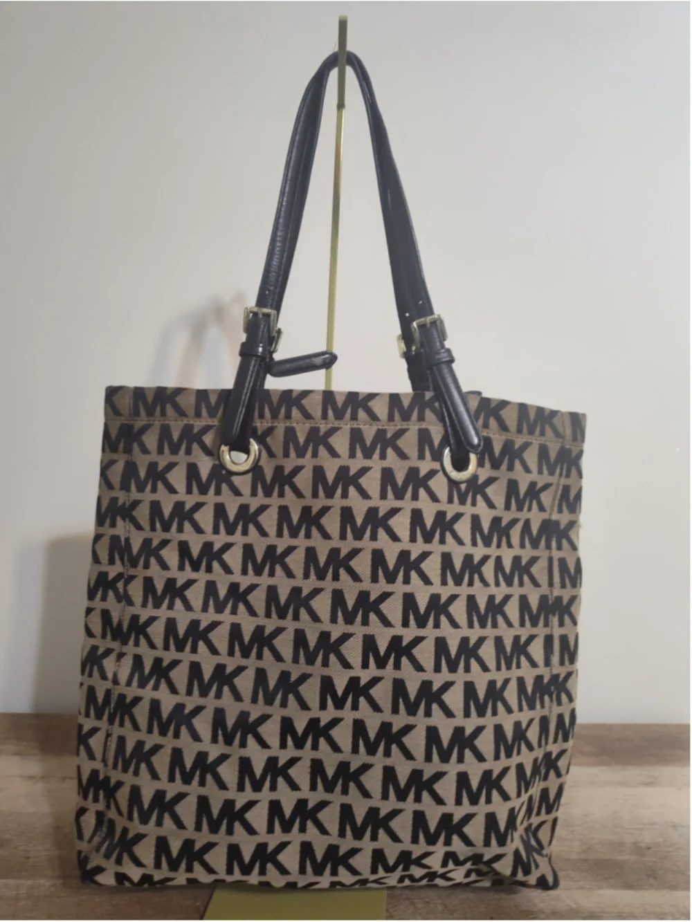 Women's Michael Kors Tote Bag One Size Beige and Black